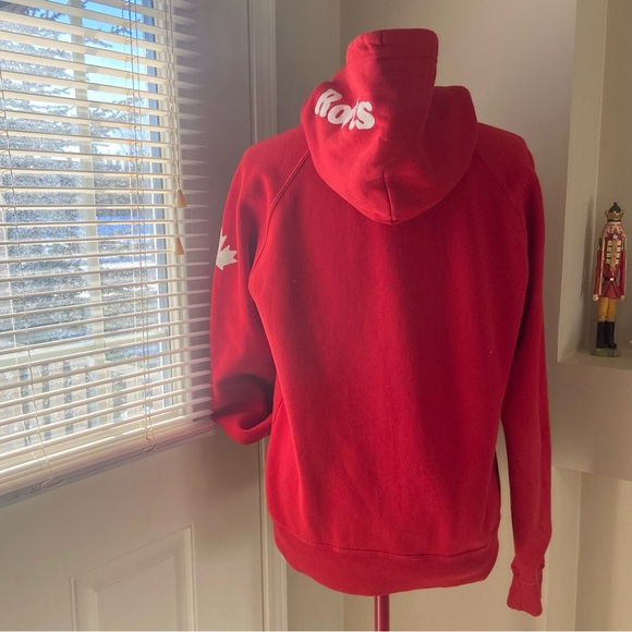 Roots Canada Women Red and White Logo Long Sleeve Hoodie. Size S. Used. - Picture 5 of 14